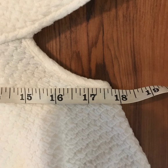 Free people off shoulder top - Picture 4 of 10